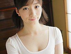 Ami Ichinose (一ノ瀬亜美:パイパン)